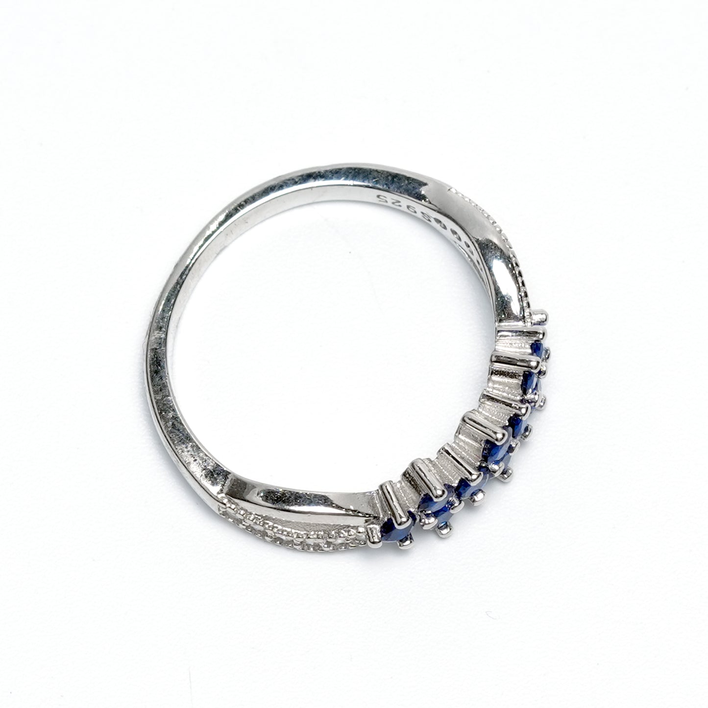 Midnight Bloom Infinity Silver Ring