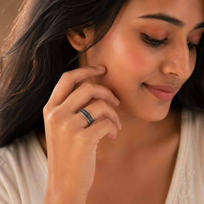 925 Sterling Silver Engraved Band Ring