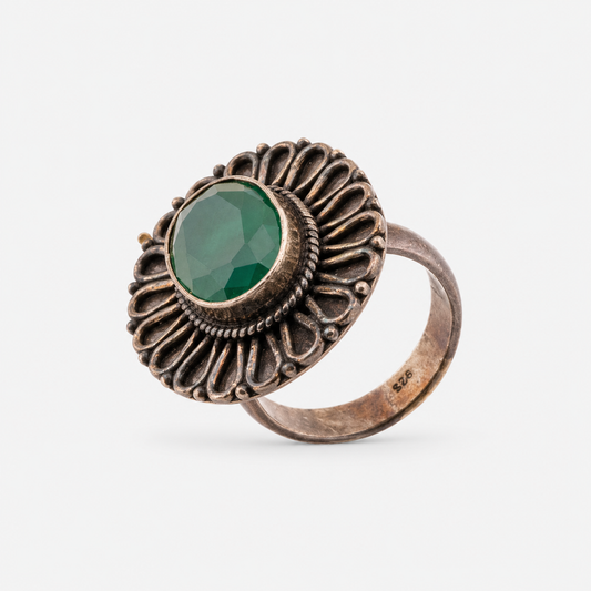 925 Sterling Silver Vintage Green Stone Statement Ring