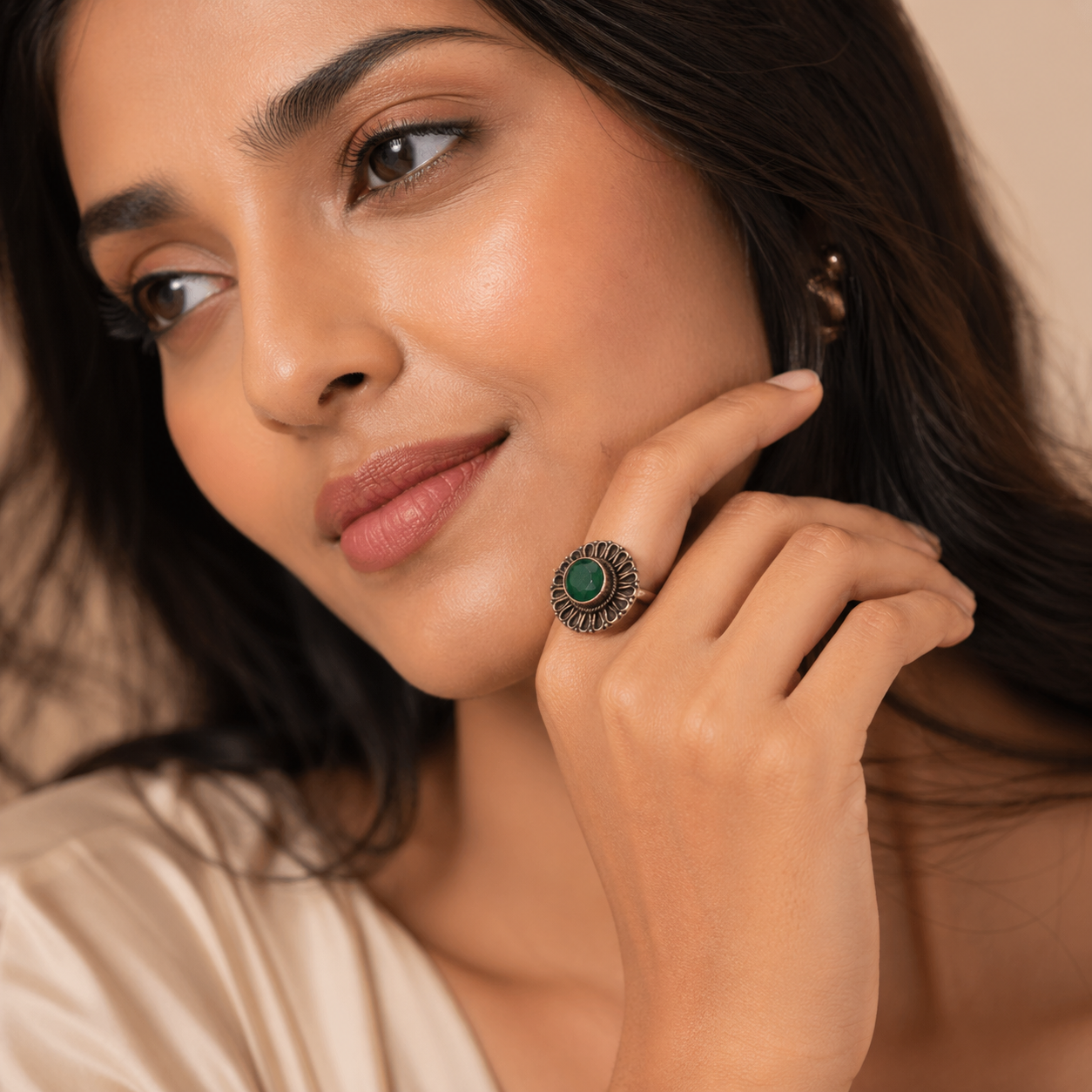 925 Sterling Silver Vintage Green Stone Statement Ring