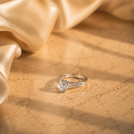 Solitaire Zircon Elegance Ring