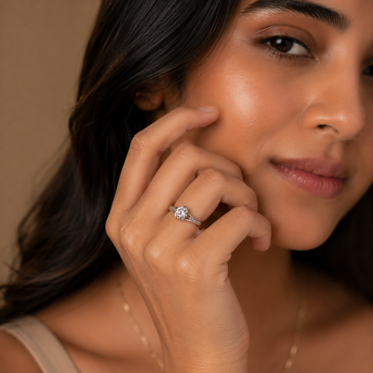 Solitaire Zircon Elegance Ring