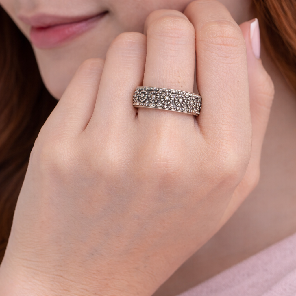 Elegant Floral Spinner Silver Band Ring for Women