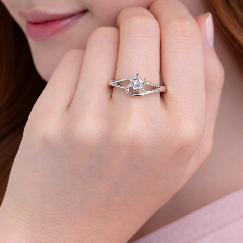 Elegant Floral Cluster Silver Ring for Women