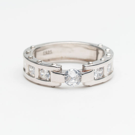 Elegant Silver Groove Band Ring for Women