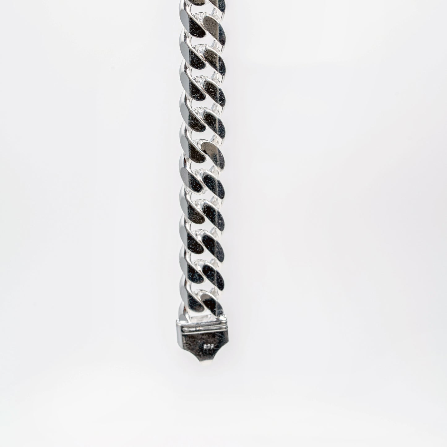 Silver Classic Cuban Link Bracelet for Women | Timeless Chain Design in 925 Silver
