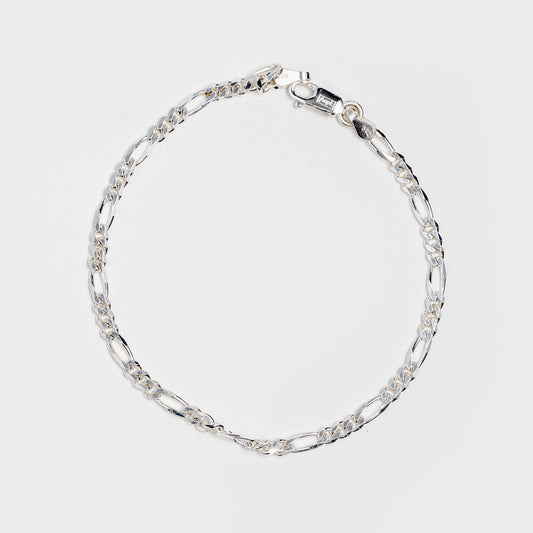Silver Elegant Figaro Chain Bracelet for Women | Classic Alternating Link Design in 925 Silver