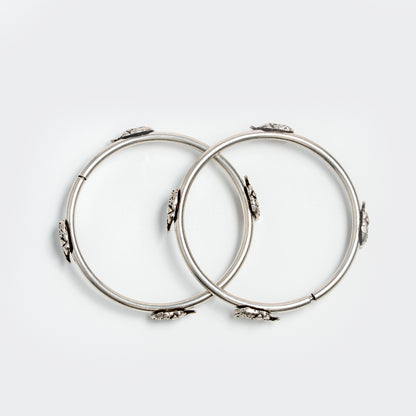 Classic Kada (Handcrafted Pair)