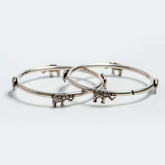 Classic Kada (Handcrafted Pair)