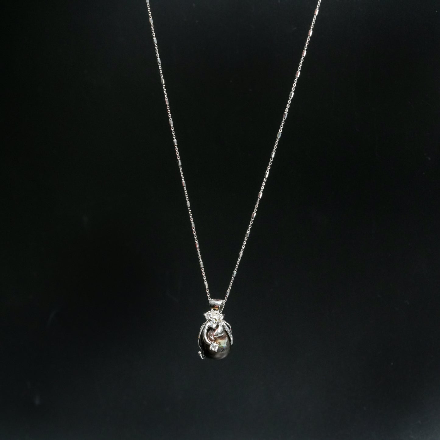 Midnight Pearl Vine Pendant Necklace