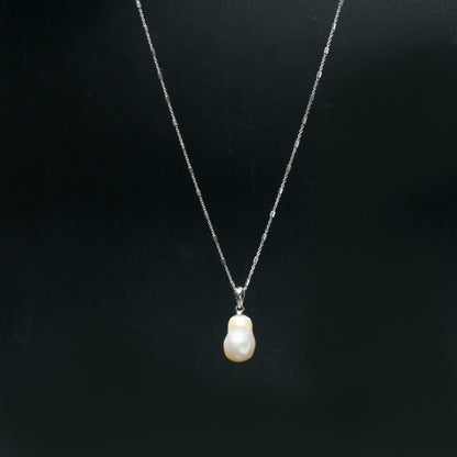Golden Dew Pearl Pendant Necklace