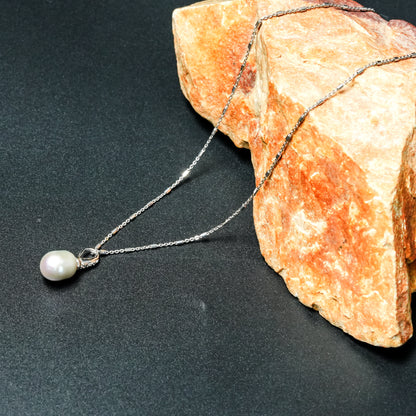 Elegant Freshwater Pearl Drop Pendant Necklace