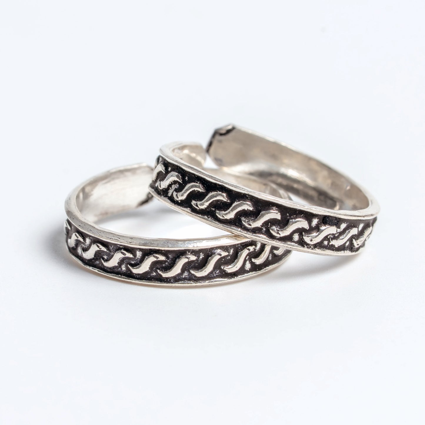 Silver Oxidised Wave Design Adjustable Toe Rings (Pair)