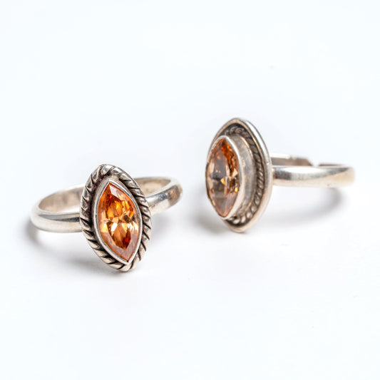 Marquise Stone Toe Ring (Set of 2)