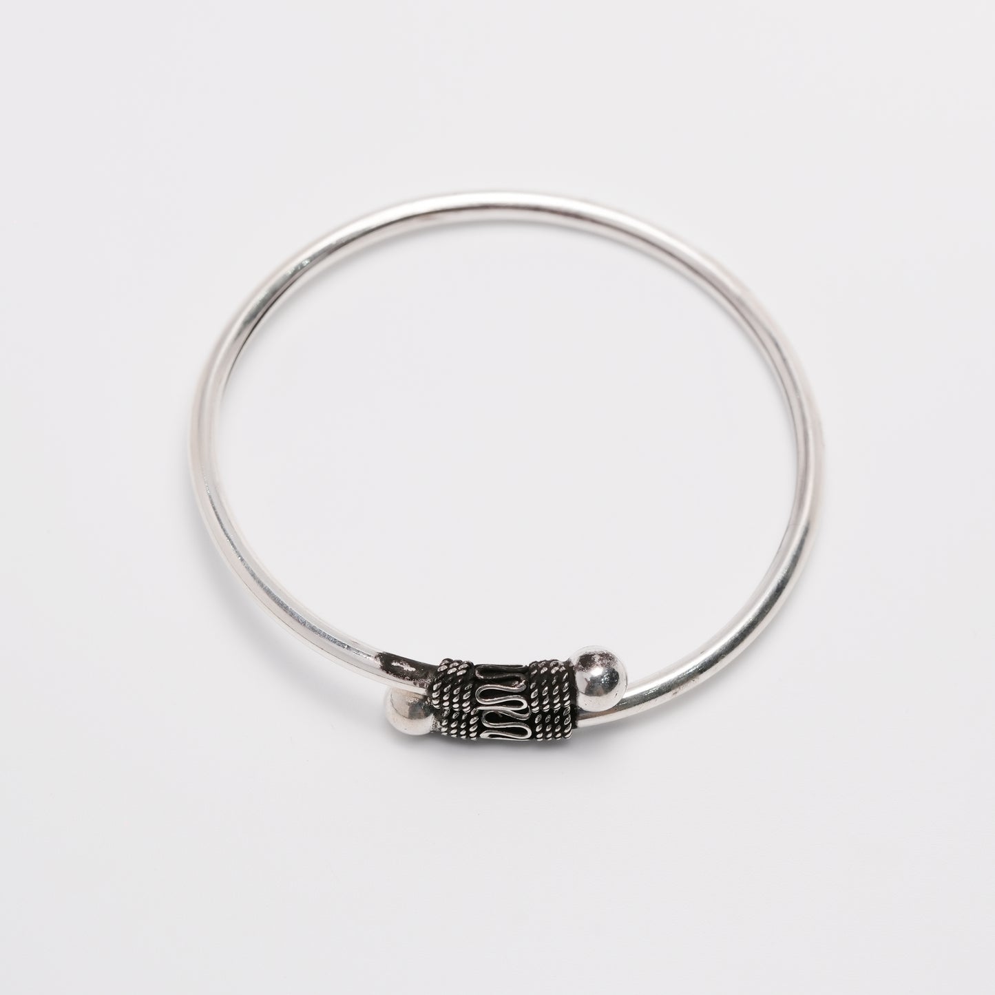 Minimal Silver Bangle Bracelet – 925 Sterling Silver Everyday Wear