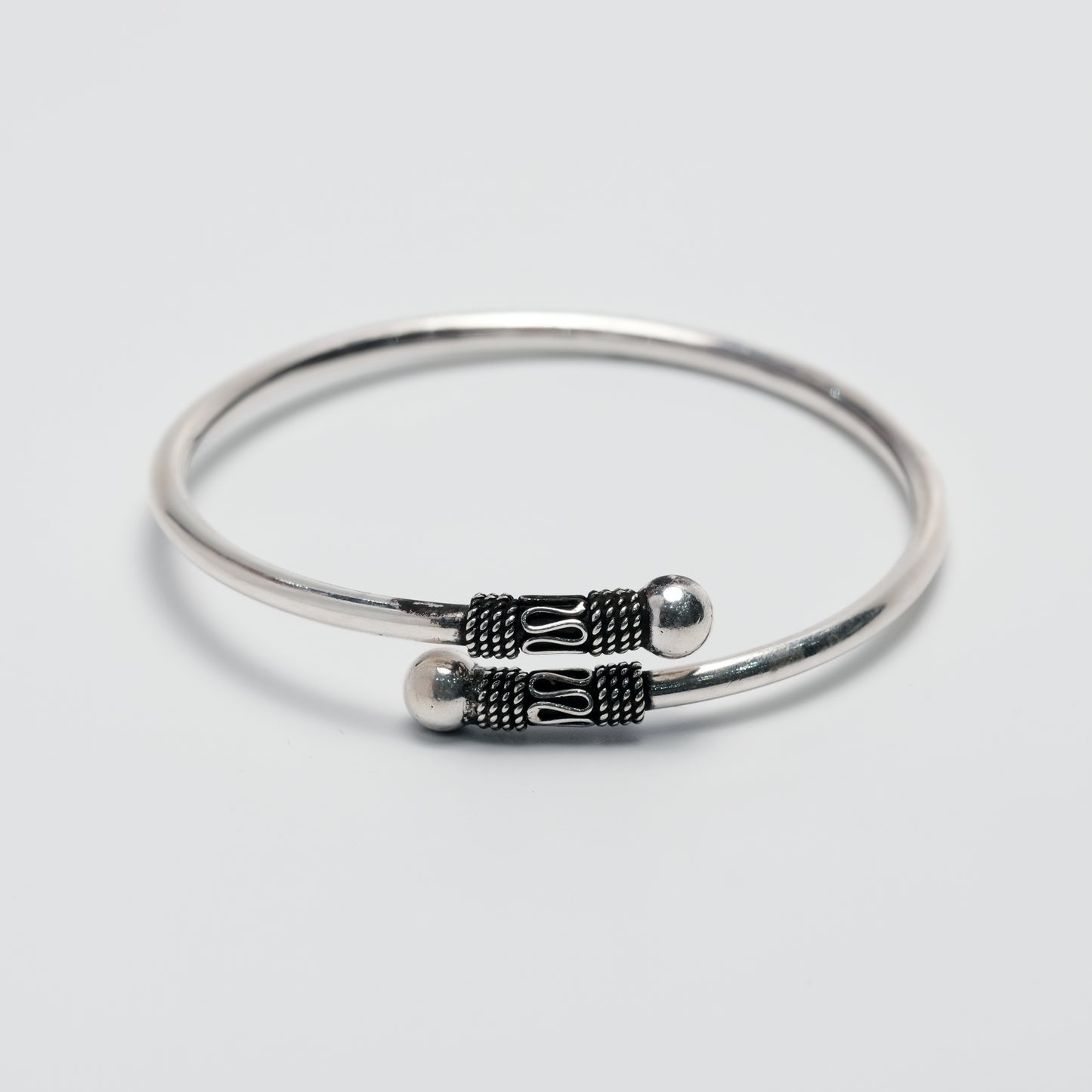 Minimal Silver Bangle Bracelet – 925 Sterling Silver Everyday Wear