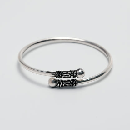 Minimal Silver Bangle Bracelet – 925 Sterling Silver Everyday Wear