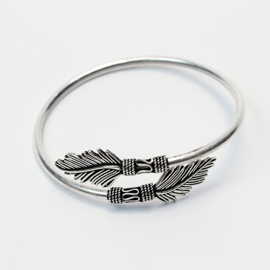 Feather Design Silver Bracelet – 925 Sterling Silver Minimal Open Bangle