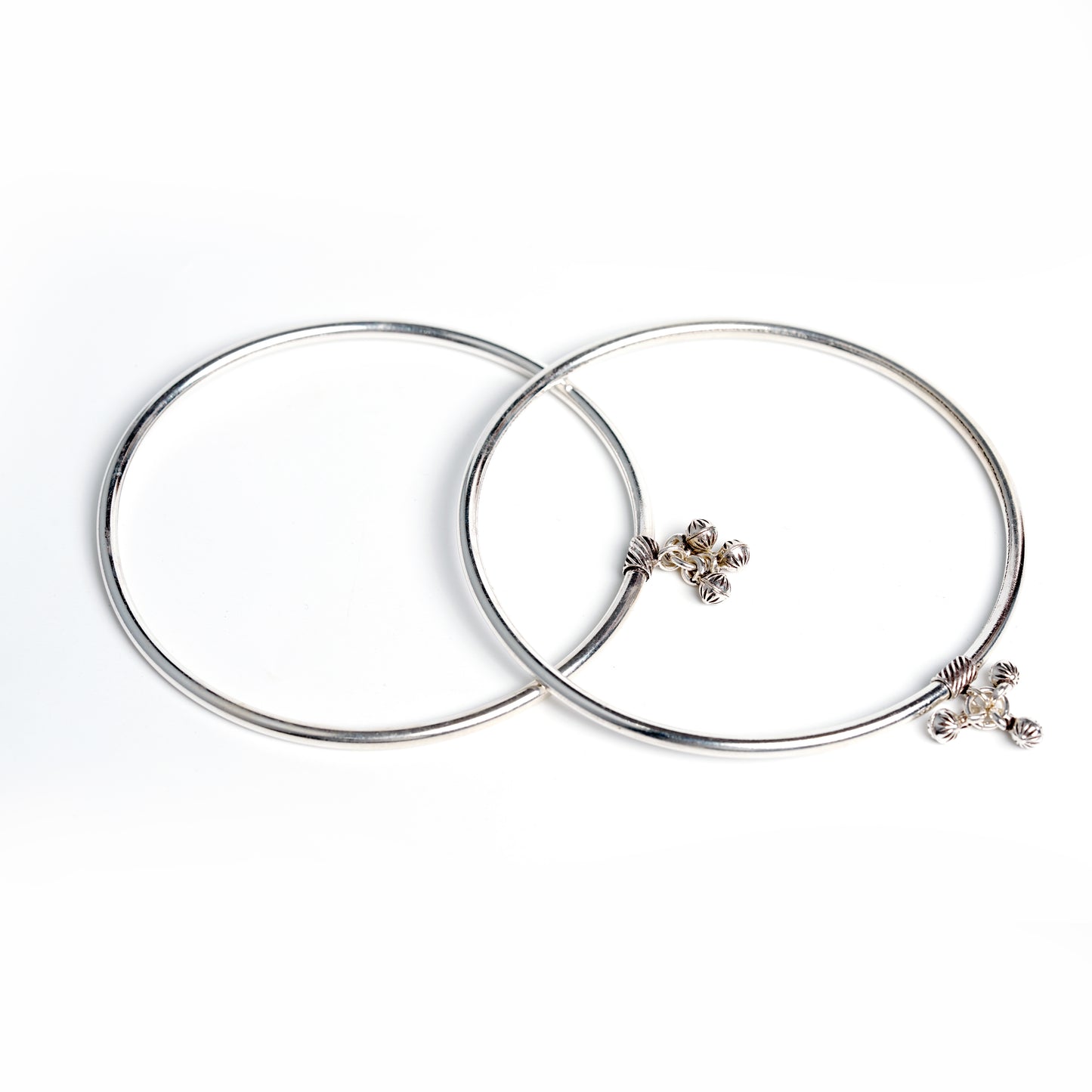 Minimal Kada Bracelet for Women