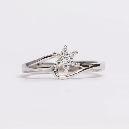 Elegant Floral Cluster Silver Ring for Women