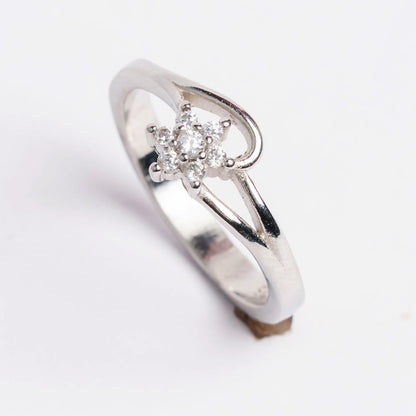 Elegant Floral Cluster Silver Ring for Women