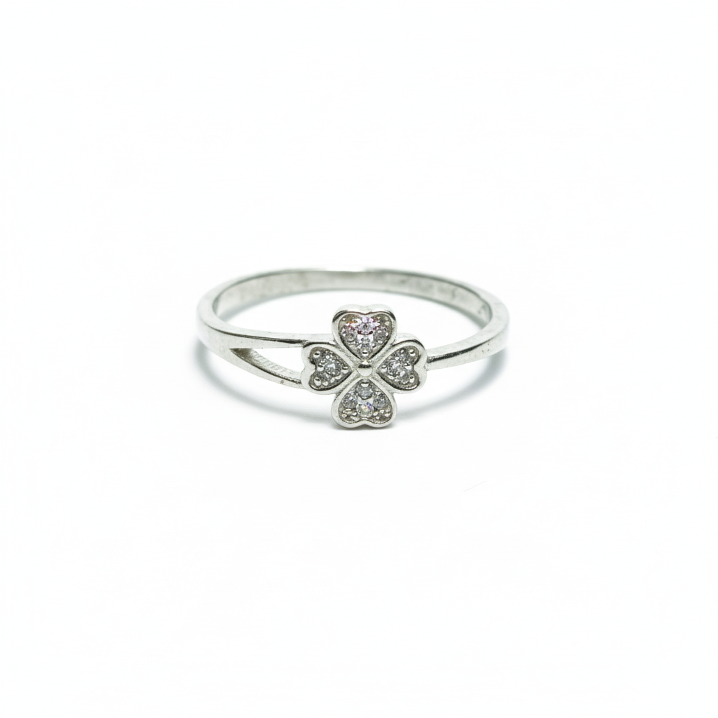 Lucky Clover Heart Ring