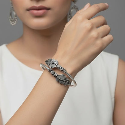 Feather Design Silver Bracelet – 925 Sterling Silver Minimal Open Bangle