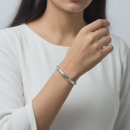 Minimal Hammered Silver men's kada